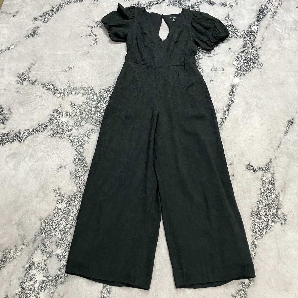 Club Monaco Black Textured Wide Leg Jumpsuit Puff Sleeve Keyhole Neck Size 8